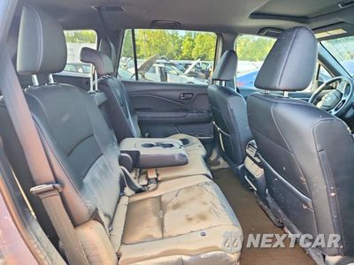Zdjęcie 10 z 12 samochodu: 2025 HONDA PASSPORT EXL VIN:5FNYF8H52SB015815 - miniatura