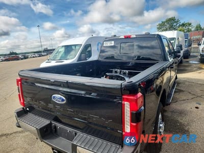 Zdjęcie 10 z 13 samochodu: 2026 FORD F250 SUPER DUTY VIN:1FT8W2BN6TED68275 - miniatura