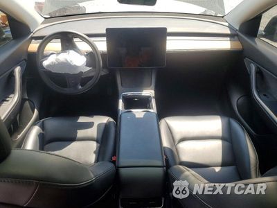 Zdjęcie 8 z 14 samochodu: 2021 TESLA MODEL Y UNKNOWN VIN:5YJYGDEE0MF203732 - miniatura