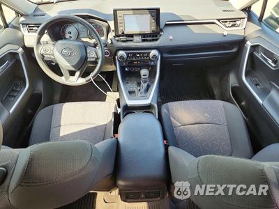Zdjęcie 8 z 14 samochodu: 2020 TOYOTA RAV4 XLE VIN:2T3P1RFV2LC065274 - miniatura