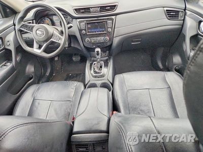 Zdjęcie 8 z 13 samochodu: 2018 NISSAN ROGUE S VIN:KNMAT2MV3JP511949 - miniatura
