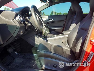 Zdjęcie 7 z 12 samochodu: 2018 MERCEDES-BENZ CLA 250 4MATIC VIN:WDDSJ4GB4JN553975 - miniatura