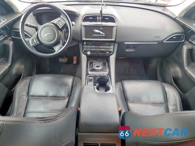 Zdjęcie 8 z 13 samochodu: 2017 JAGUAR F-PACE PRESTIGE VIN:SADCK2BVXHA880291 - miniatura
