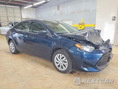 Czwarte zdjęcie samochodu z boku: 2017 TOYOTA COROLLA LE VIN:5YFBURHE7HP691580 - miniatura