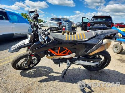 Trzecie zdjęcie samochodu z tyłu: 2024 KTM 690 SMC R VIN:VBKLSV403RM762760 - miniatura