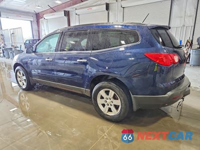 Drugie zdjęcie samochodu z przodu: 2011 CHEVROLET TRAVERSE LT VIN:1GNKRGED5BJ384316 - miniatura