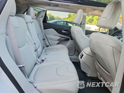 Zdjęcie 10 z 12 samochodu: 2022 JEEP CHEROKEE LIMITED VIN:1C4PJMDX2ND504849 - miniatura