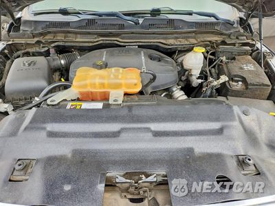 Zdjęcie 11 z 12 samochodu: 2018 RAM 1500 LARAMIE VIN:1C6RR7NM1JS353636 - miniatura