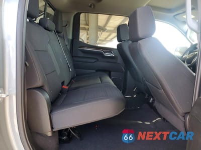 Zdjęcie 10 z 12 samochodu: 2024 GMC SIERRA K1500 SLE VIN:3GTPUBEK8RG226286 - miniatura