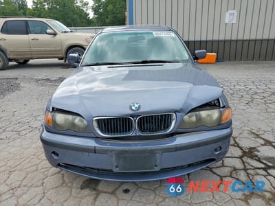 Piąte zdjęcie samochodu w środku: 2002 BMW 325 I VIN:WBAET37462NG78944 - miniatura