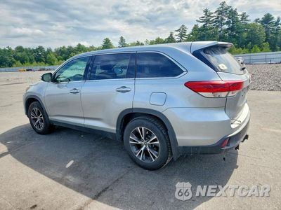 Drugie zdjęcie samochodu z przodu: 2019 TOYOTA HIGHLANDER LE VIN:5TDBZRFH8KS983817 - miniatura
