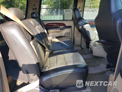 Zdjęcie 10 z 12 samochodu: 2005 FORD EXCURSION EDDIE BAUER VIN:1FMSU45P95EB92468 - miniatura