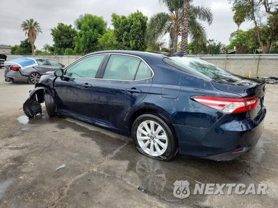 Drugie zdjęcie samochodu z przodu: 2019 TOYOTA CAMRY LE VIN:4T1B11HK3KU288976 - miniatura