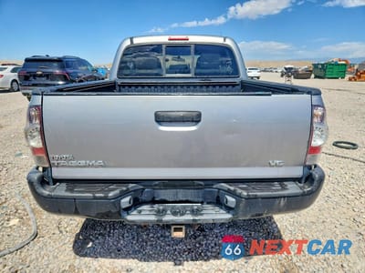 Zdjęcie 6 z 12 samochodu: 2014 TOYOTA TACOMA V6 VIN:3TMLU4EN4EM153014 - miniatura