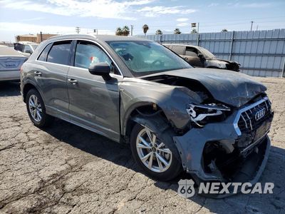 Czwarte zdjęcie samochodu z boku: 2023 AUDI Q3 PREMIUM S LINE 45 VIN:WA1DECF30P1144877 - miniatura