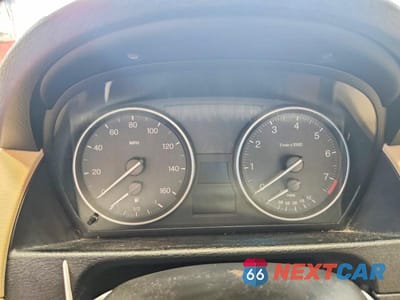 Zdjęcie 9 z 13 samochodu: 2013 BMW X1 XDRIVE28I VIN:WBAVL1C54DVR83099 - miniatura