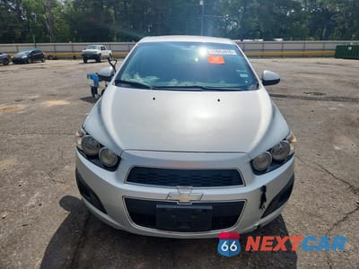 Piąte zdjęcie samochodu w środku: 2014 CHEVROLET SONIC LT VIN:1G1JC6SH0E4136722 - miniatura