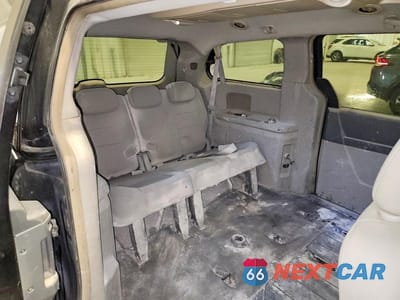 Zdjęcie 11 z 13 samochodu: 2008 CHRYSLER TOWN & COUNTRY TOURING VIN:2A8HR54P48R675938 - miniatura