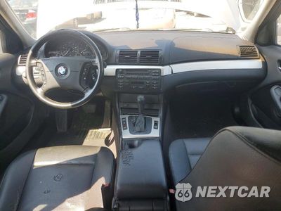 Zdjęcie 8 z 12 samochodu: 2004 BMW 325 I VIN:WBAEV33404KR27899 - miniatura