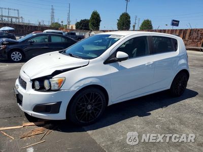 2015 CHEVROLET SONIC LT 1G1JC6SB3F4212589 - główne zdjęcie licytacji z USA - miniatura
