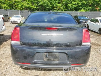 Zdjęcie 6 z 12 samochodu: 2019 CHRYSLER 300 S VIN:2C3CCABG5KH648053 - miniatura
