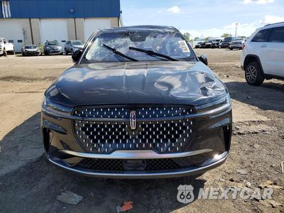 Piąte zdjęcie samochodu w środku: 2024 LINCOLN NAUTILUS PREMIERE VIN:5LMPJ8J49RJ835249 - miniatura