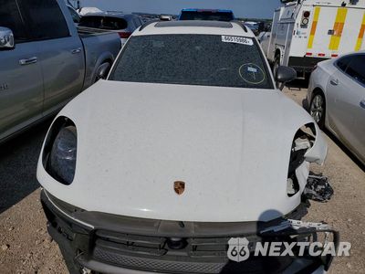 Piąte zdjęcie samochodu w środku: 2024 PORSCHE MACAN BASE VIN:WP1AA2A50RLB04473 - miniatura