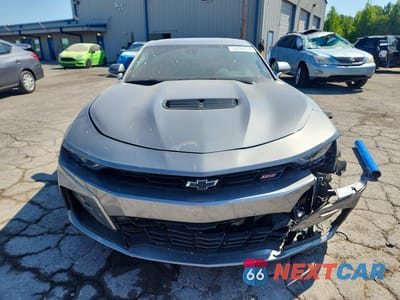 Piąte zdjęcie samochodu w środku: 2020 CHEVROLET CAMARO SS VIN:1G1FH1R71L0129340 - miniatura