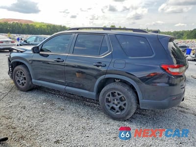 Drugie zdjęcie samochodu z przodu: 2025 HONDA PILOT TRAILSPORT VIN:5FNYG1H63SB058461 - miniatura