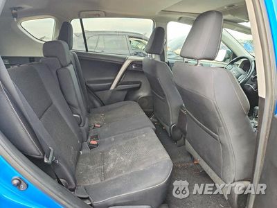 Zdjęcie 10 z 12 samochodu: 2016 TOYOTA RAV4 XLE VIN:2T3RFREV6GW488035 - miniatura