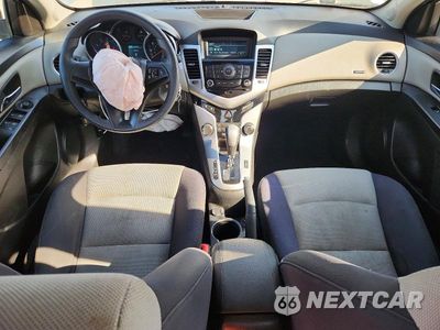 Zdjęcie 8 z 12 samochodu: 2014 CHEVROLET CRUZE LS VIN:1G1PA5SG3E7473062 - miniatura