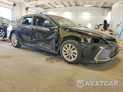 Czwarte zdjęcie samochodu z boku: 2022 TOYOTA CAMRY LE VIN:4T1C11AK0NU696970 - miniatura