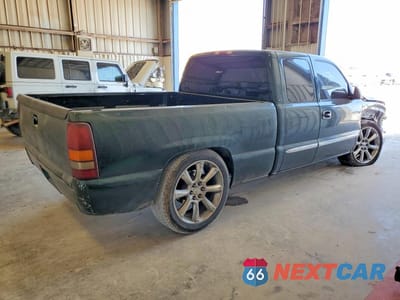 Trzecie zdjęcie samochodu z tyłu: 2004 GMC NEW SIERRA C1500 VIN:1GTEC19T54Z242901 - miniatura