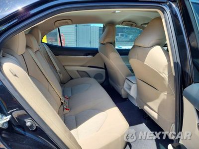 Zdjęcie 10 z 12 samochodu: 2020 TOYOTA CAMRY LE VIN:4T1C11AK2LU971381 - miniatura