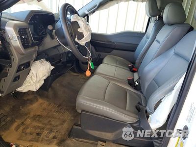Zdjęcie 7 z 12 samochodu: 2022 FORD F150 VIN:1FTMF1CBXNKD83234 - miniatura