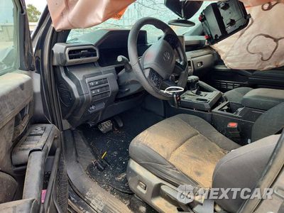 Zdjęcie 8 z 12 samochodu: 2025 TOYOTA TACOMA SR VIN:3TYKD5HN4ST018662 - miniatura
