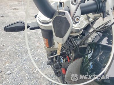 Zdjęcie 8 z 9 samochodu: 2024 BMW R 12 VIN:WB10N5305R6J86362 - miniatura