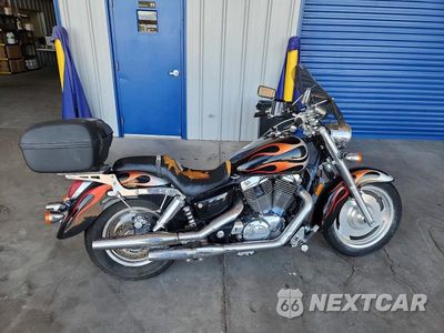 2005 HONDA VT1100 C2 1HFSC43025A503331 - główne zdjęcie licytacji z USA - miniatura