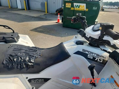 Piąte zdjęcie samochodu w środku: 2014 POLARIS SPORTSMAN 570 ATV VIN:4XAMH5EA7EA587072 - miniatura