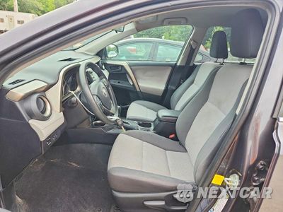 Zdjęcie 7 z 12 samochodu: 2015 TOYOTA RAV4 LE VIN:2T3BFREV2FW306444 - miniatura