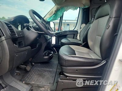 Zdjęcie 7 z 13 samochodu: 2025 RAM PROMASTER 2500 2500 HIGH VIN:3C6LRVDG0SE506677 - miniatura