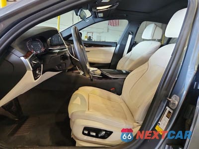 Zdjęcie 7 z 12 samochodu: 2020 BMW 530 I VIN:WBAJR3C00LWW54938 - miniatura