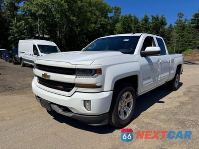 Drugie zdjęcie samochodu z przodu: 2018 CHEVROLET SILVERADO K1500 LT VIN:1GCVKREC3JZ211889 - miniatura