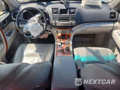 Zdjęcie 8 z 13 samochodu: 2009 TOYOTA HIGHLANDER LIMITED VIN:JTEES42A292120165 - miniatura