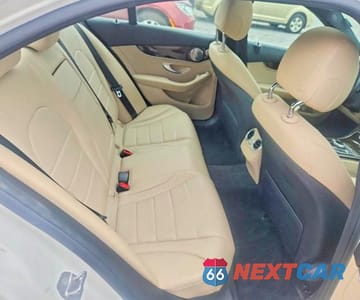 Zdjęcie 10 z 12 samochodu: 2018 MERCEDES-BENZ C 300 4MATIC VIN:55SWF4KB9JU241992 - miniatura