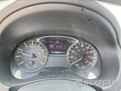 Zdjęcie 9 z 12 samochodu: 2018 NISSAN ALTIMA 2.5 SV VIN:1N4AL3AP0JC124106 - miniatura