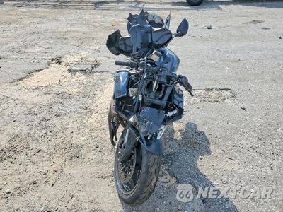 Drugie zdjęcie samochodu z przodu: 2011 HONDA CBR600 RR VIN:JH2PC4001BK400841 - miniatura