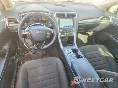 Zdjęcie 8 z 12 samochodu: 2020 FORD FUSION SE VIN:3FA6P0LU1LR240110 - miniatura
