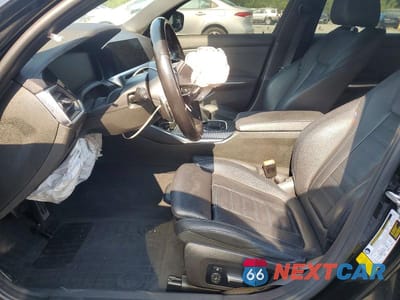 Zdjęcie 7 z 12 samochodu: 2021 BMW 330I VIN:3MW5R1J0XM8C16589 - miniatura