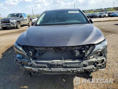 Piąte zdjęcie samochodu w środku: 2023 TOYOTA CAMRY SE VIN:4T1G11AK3PU833484 - miniatura